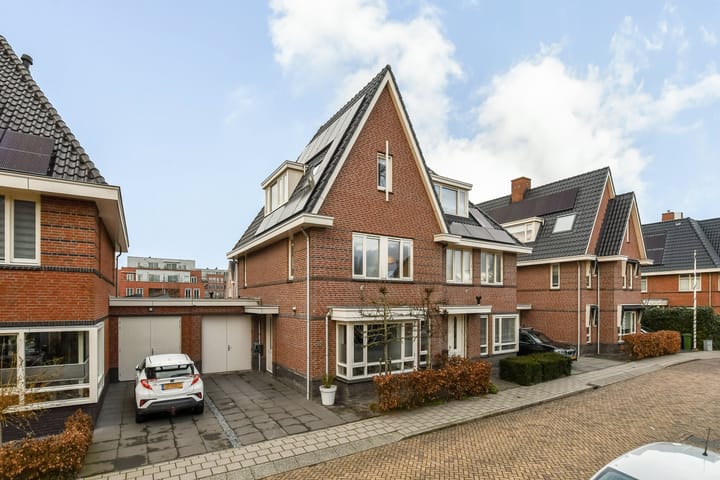 Foto 2 van Linnaeuslaan 25