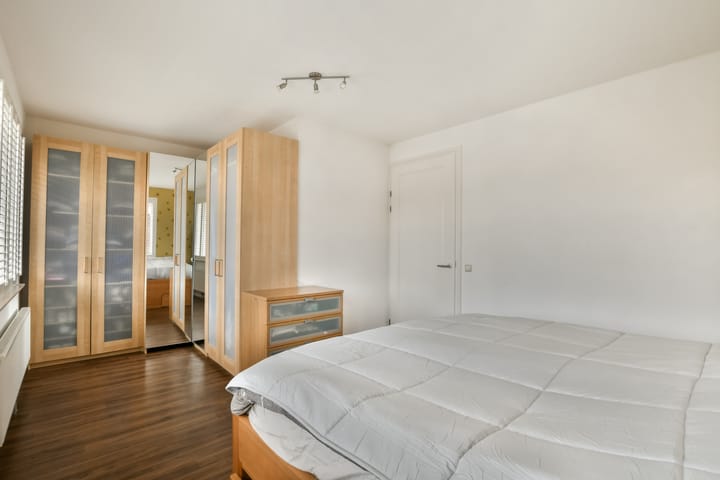 Photo 23 of Linnaeuslaan 25