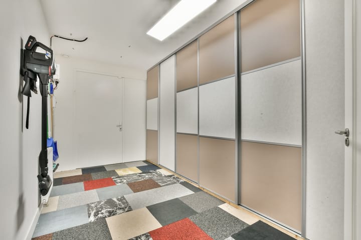 Photo 35 of Linnaeuslaan 25