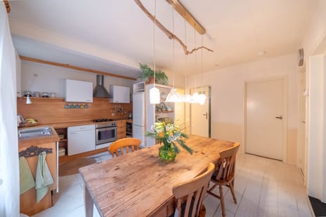 Hermanawei 37 tertiary image