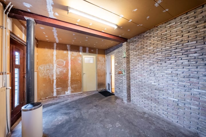 Foto 32 van Hermanawei 37