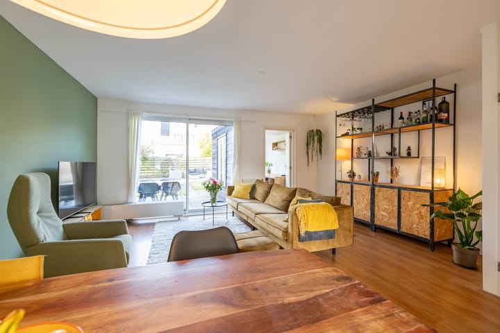 Foto 6 van Van den Broekstraat 2