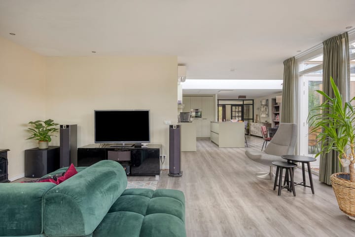 Foto 18 van Rik Woutersweg 17