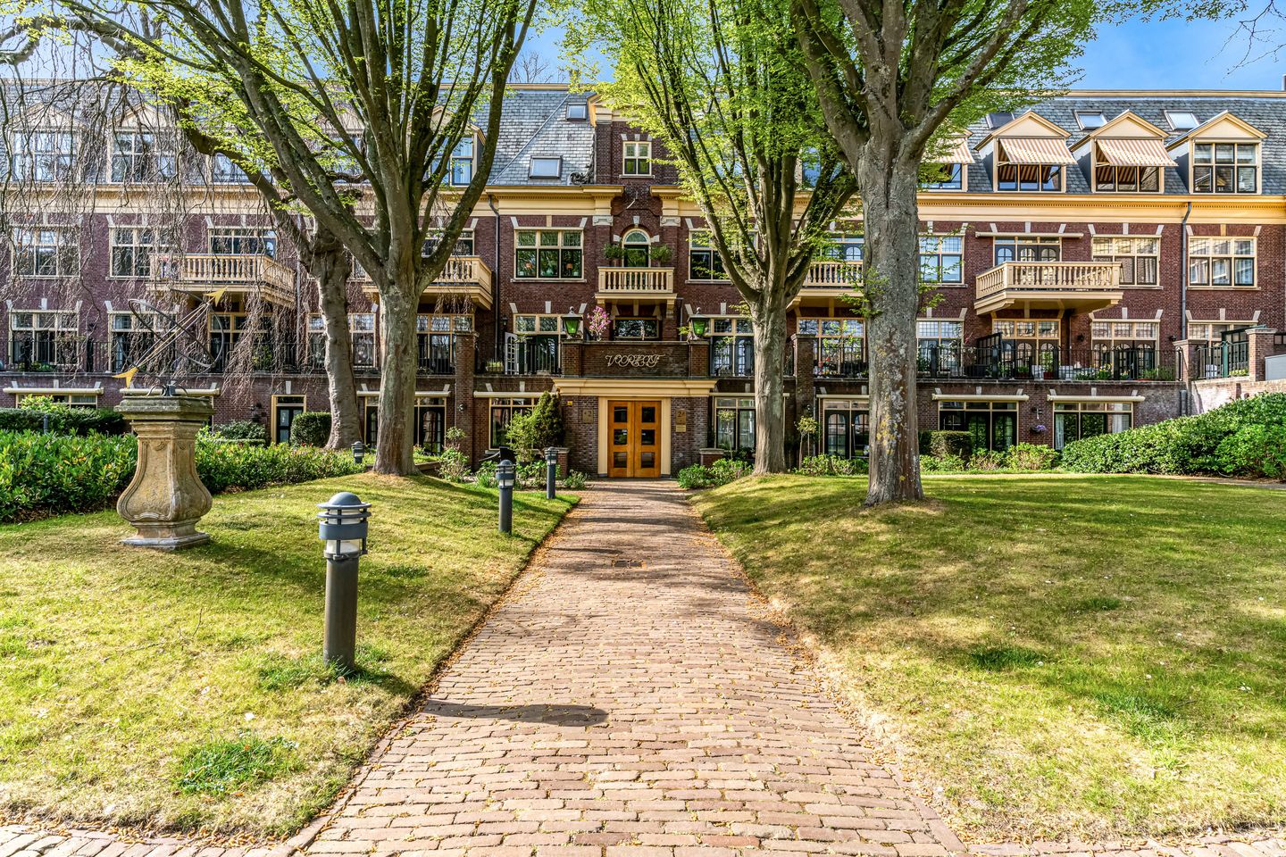 Foto 40 van Kennemerstraatweg 2-X