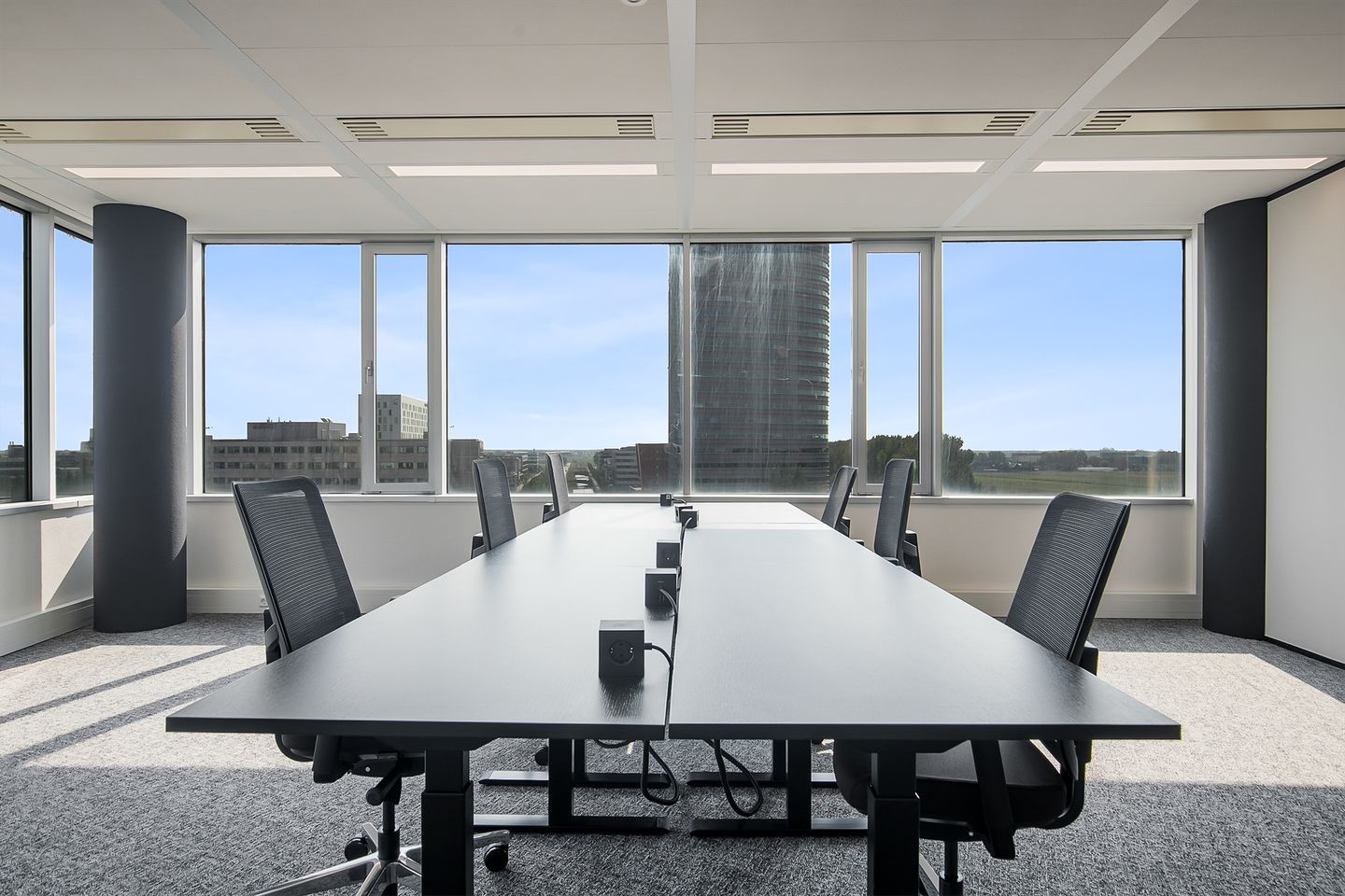 Bekijk foto 1 van Mercuriusplein 1