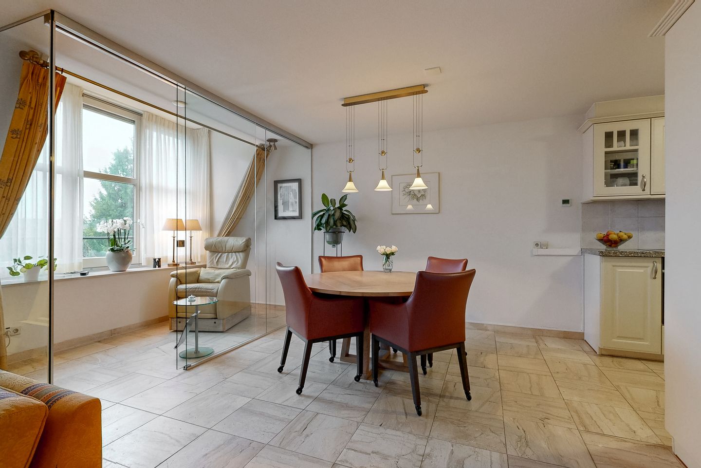 Foto 10 van Kennemerstraatweg 2-X