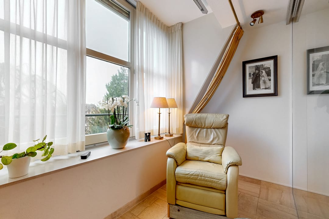 Foto 13 van Kennemerstraatweg 2-X