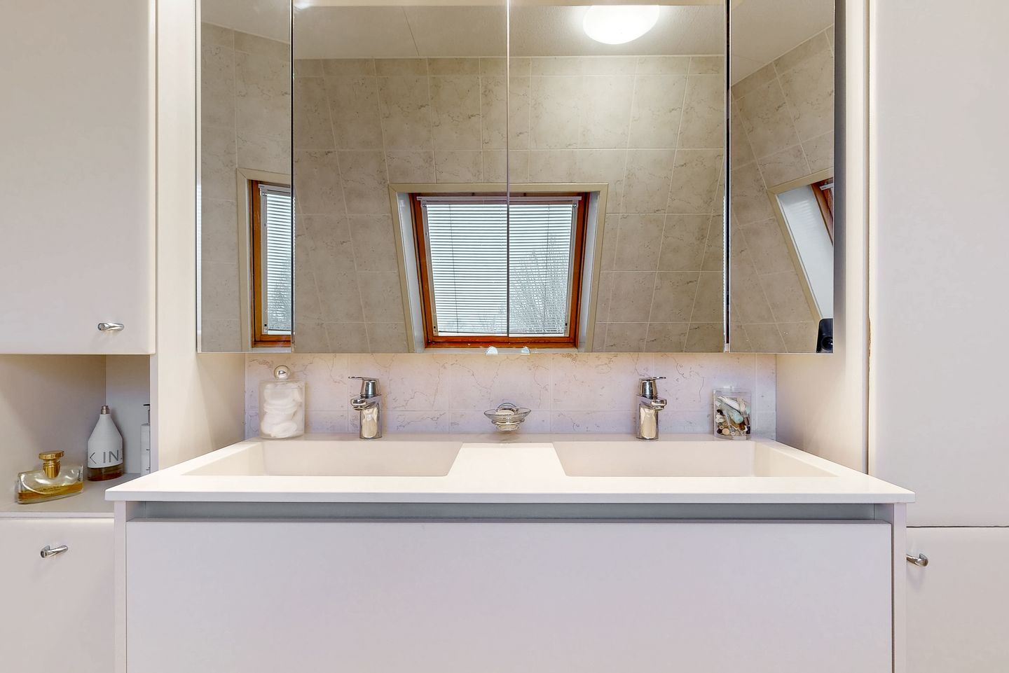 Foto 25 van Kennemerstraatweg 2-X