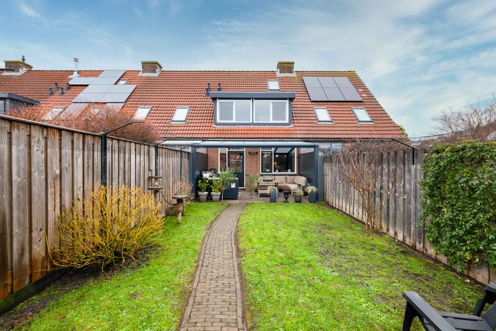 Foto 2 van Barbeel 12