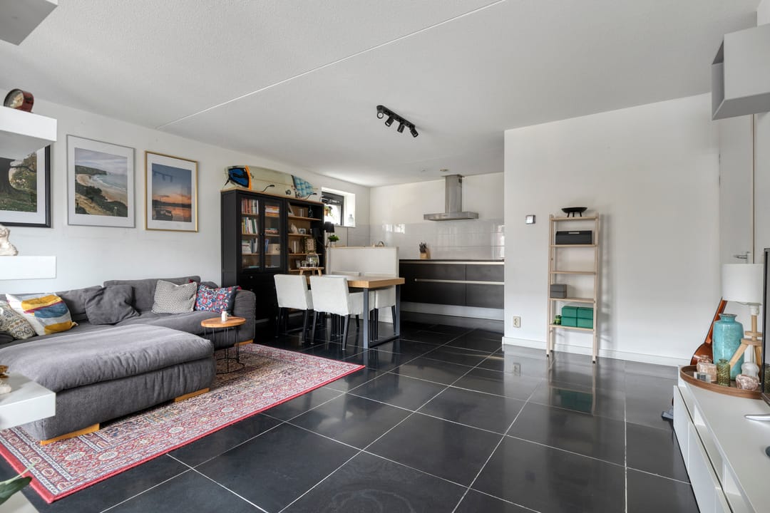 Foto 2 van Johan Huijsenstraat 6