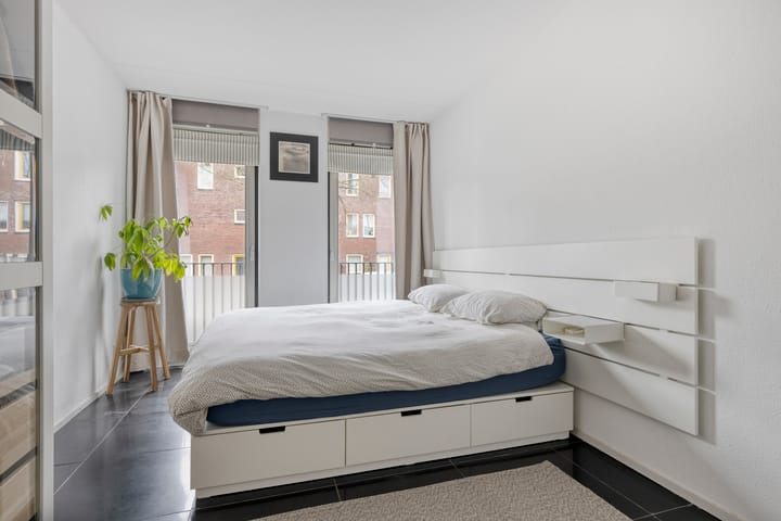 Foto 14 van Johan Huijsenstraat 6