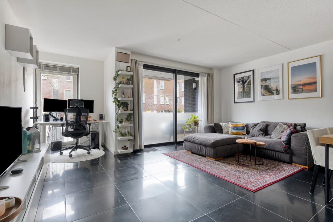 Foto 1 van Johan Huijsenstraat 6