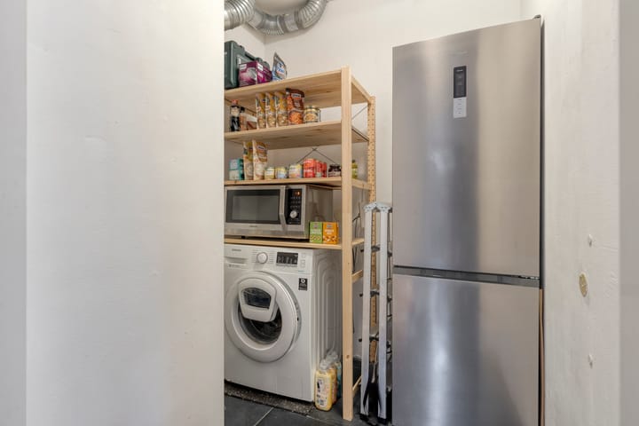 Foto 20 van Johan Huijsenstraat 6