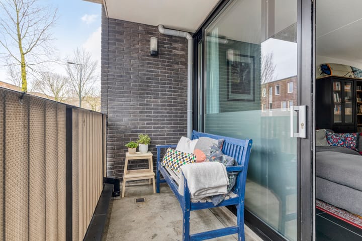 Foto 22 van Johan Huijsenstraat 6