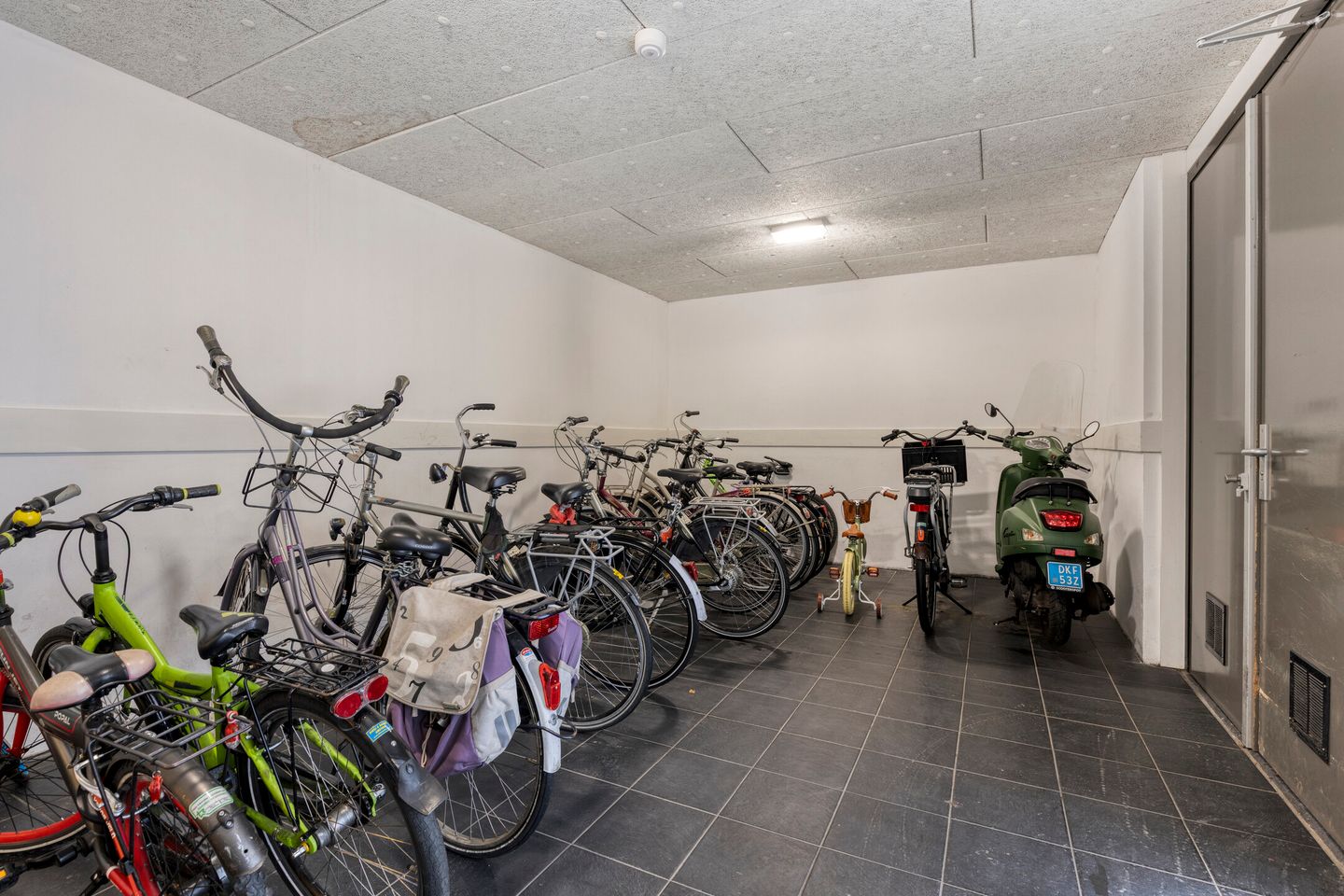 Foto 25 van Johan Huijsenstraat 6