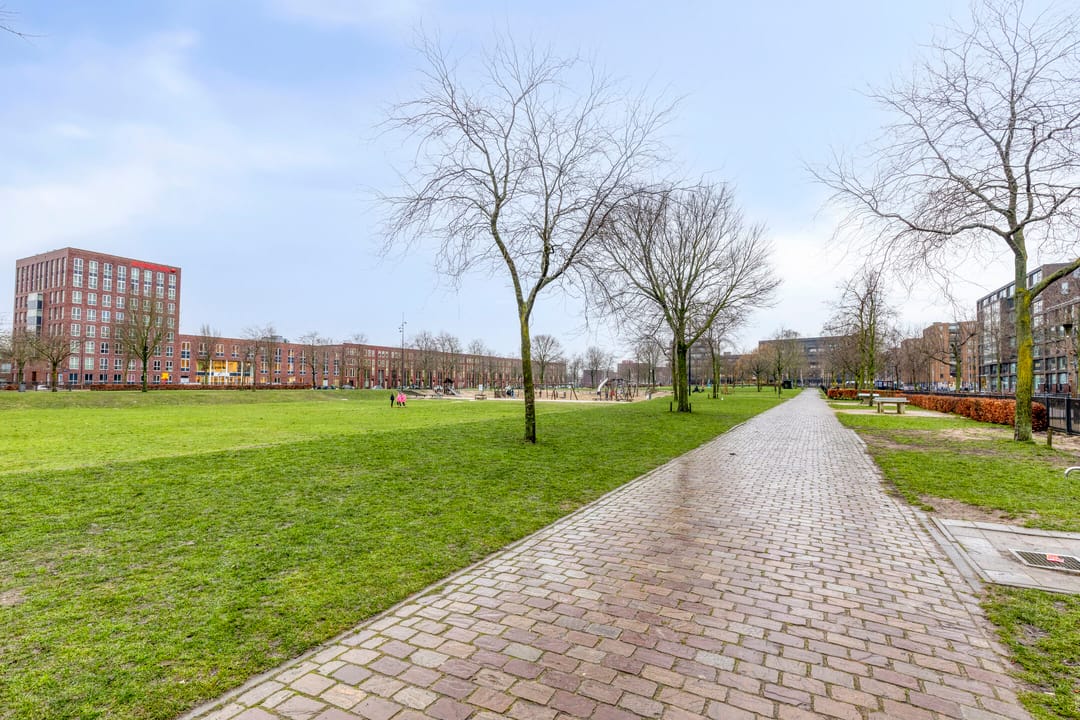 Foto 37 van Johan Huijsenstraat 6