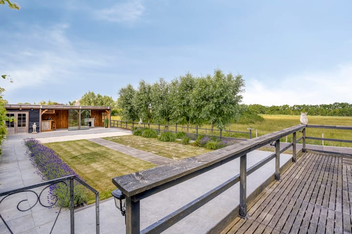 Photo 32 of Philipsweg 16