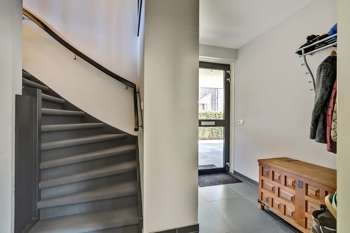 Foto 13 van Hoefsmid 49