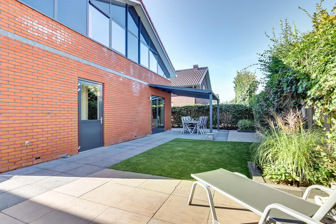 Foto 28 van Hoefsmid 49