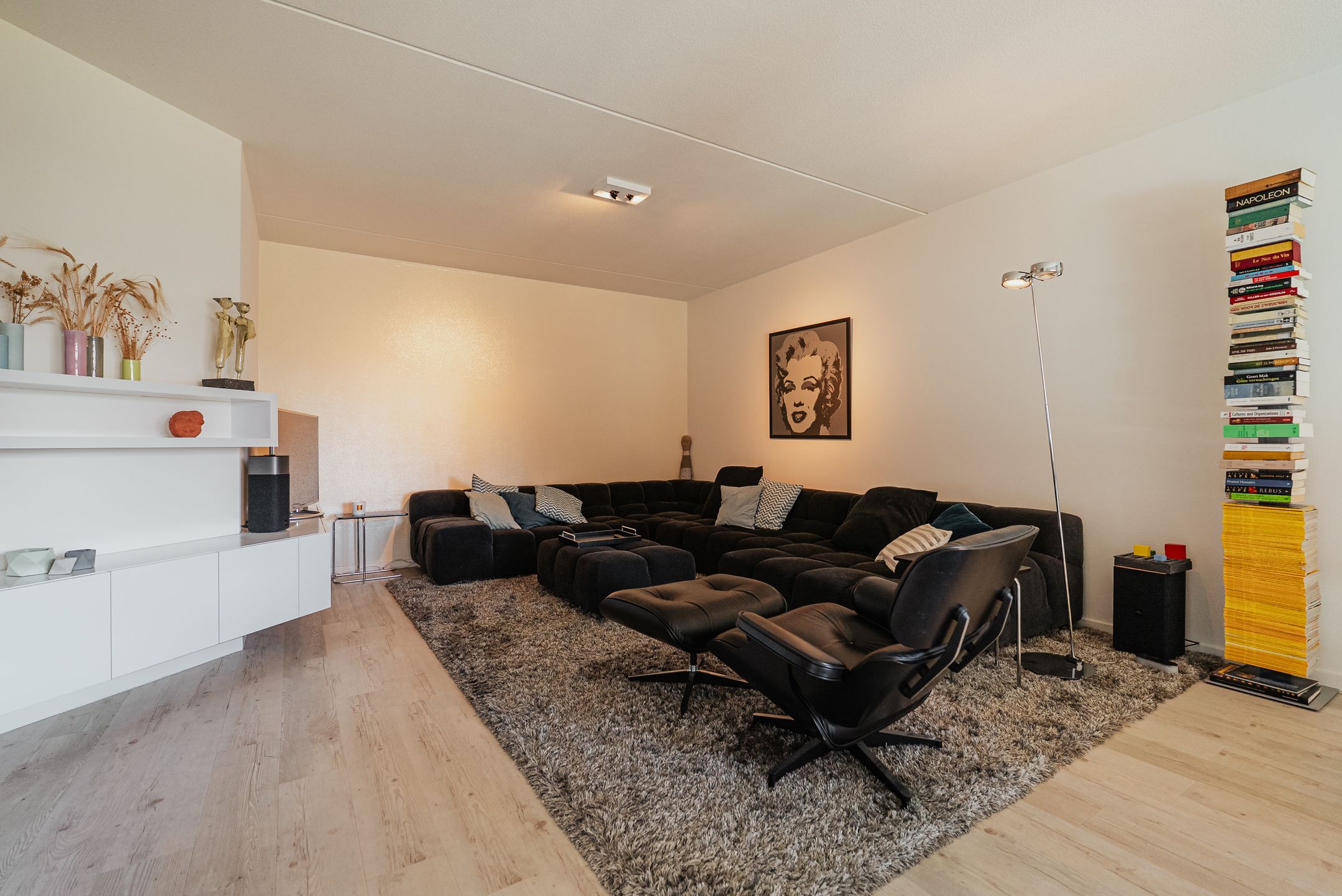 Photo 9 of Lange Wolstraat 109