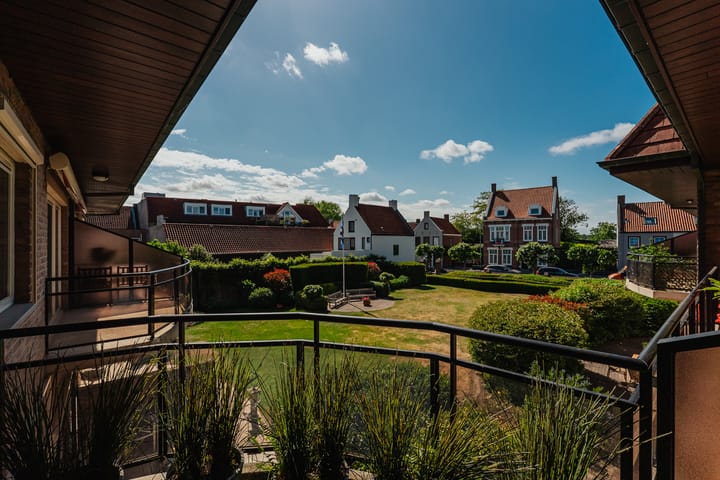 Photo 15 of Lange Wolstraat 109