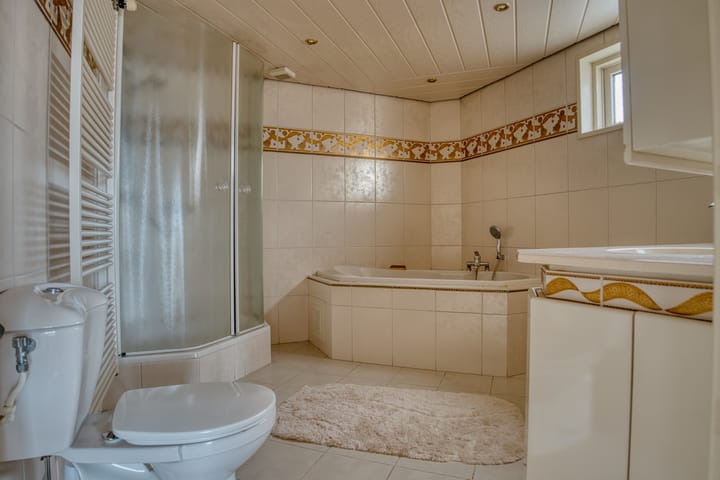 Photo 4 of Rotterdamseweg 195