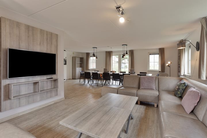 Foto 10 van Trancheeweg 7-542