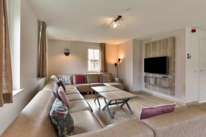 Foto 11 van Trancheeweg 7-542