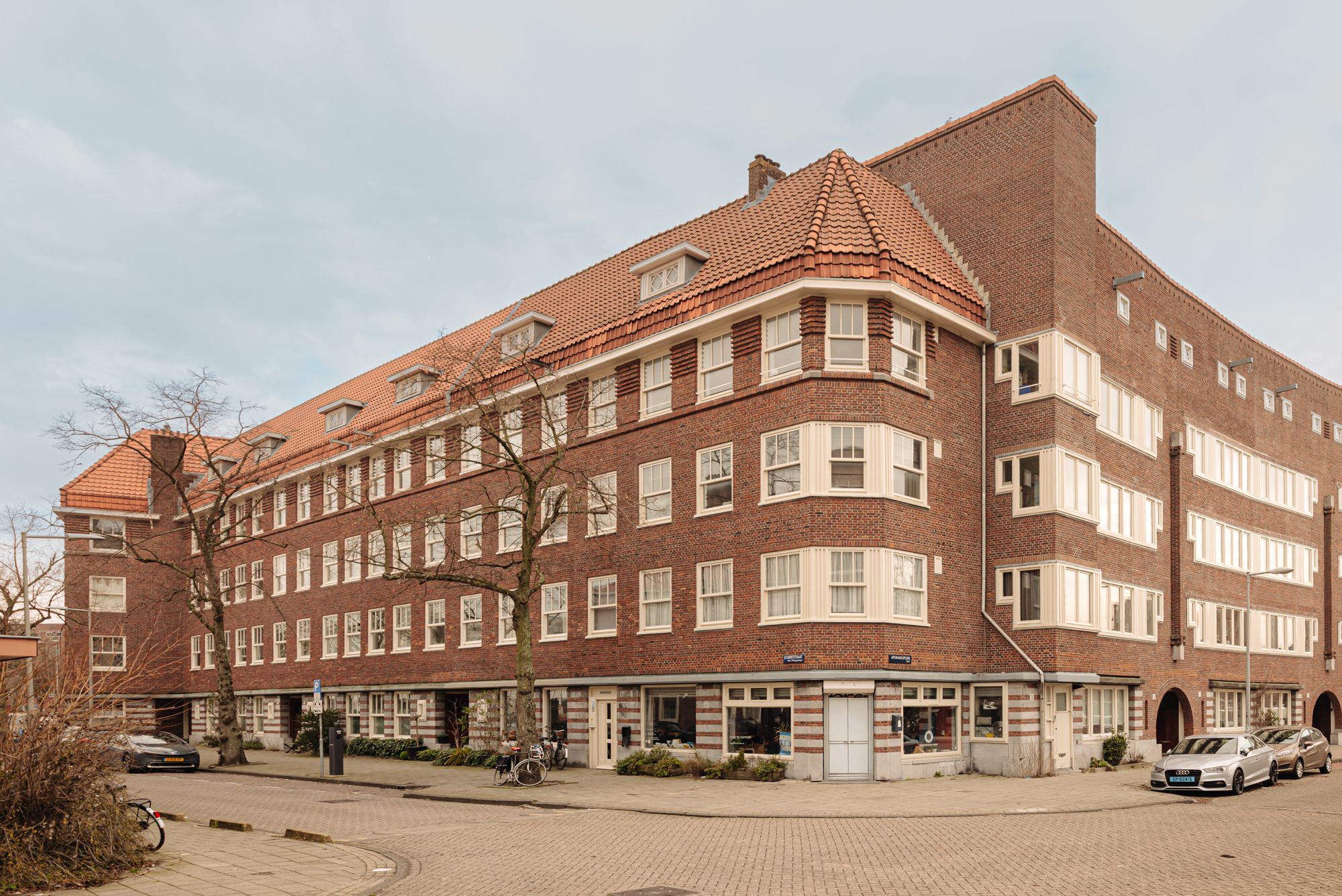 Buying a house in The Netherlands., Joubertstraat 27-1