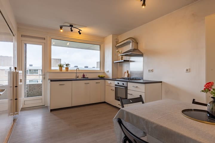 Photo 3 of J.J. van Deinselaan 448