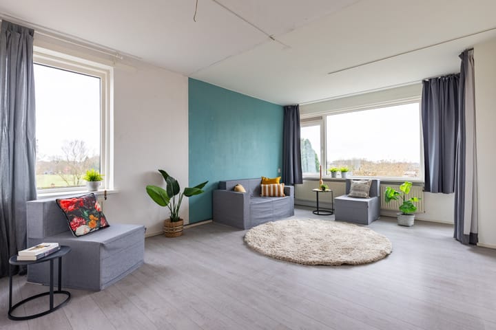 Photo 2 of J.J. van Deinselaan 448