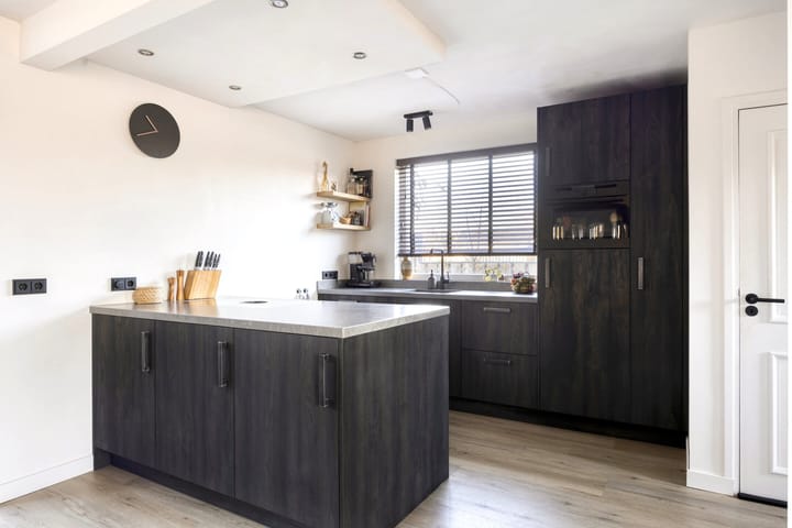 Photo 3 of Prins van Oranjestraat 10