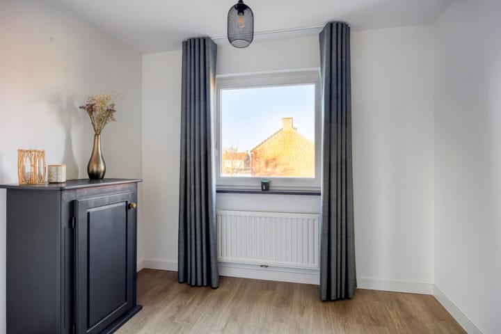 Photo 19 of Prins van Oranjestraat 10