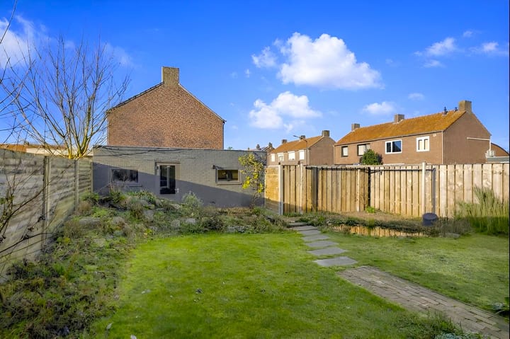 Photo 25 of Prins van Oranjestraat 10