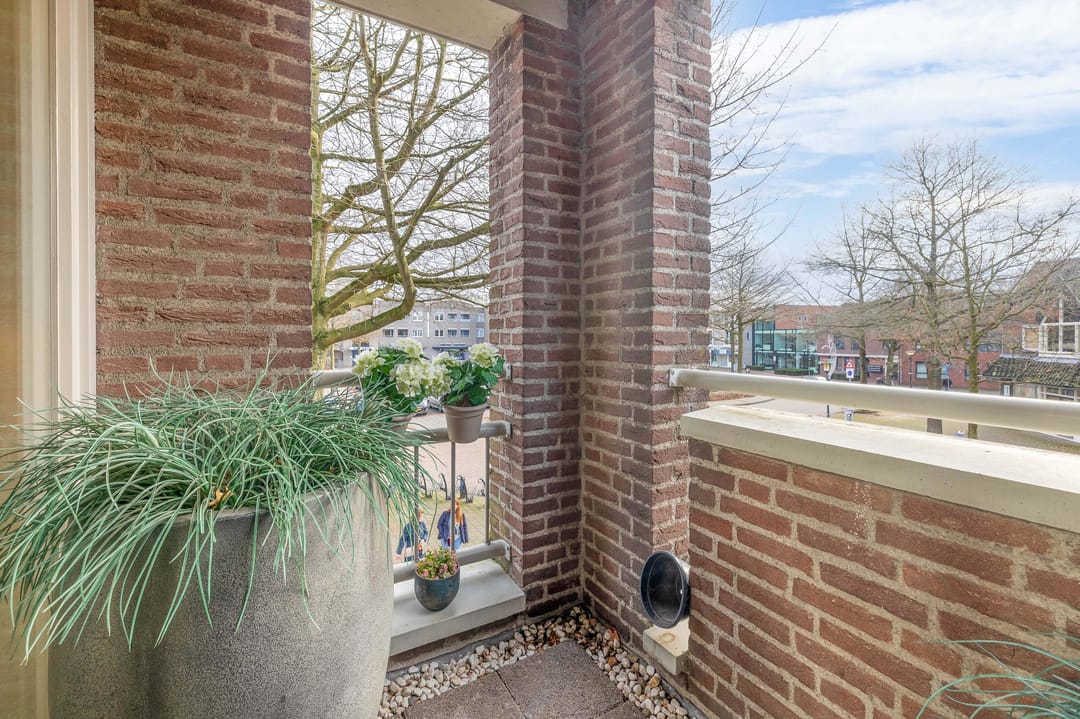 Photo 28 of Vincent van Goghstraat 39