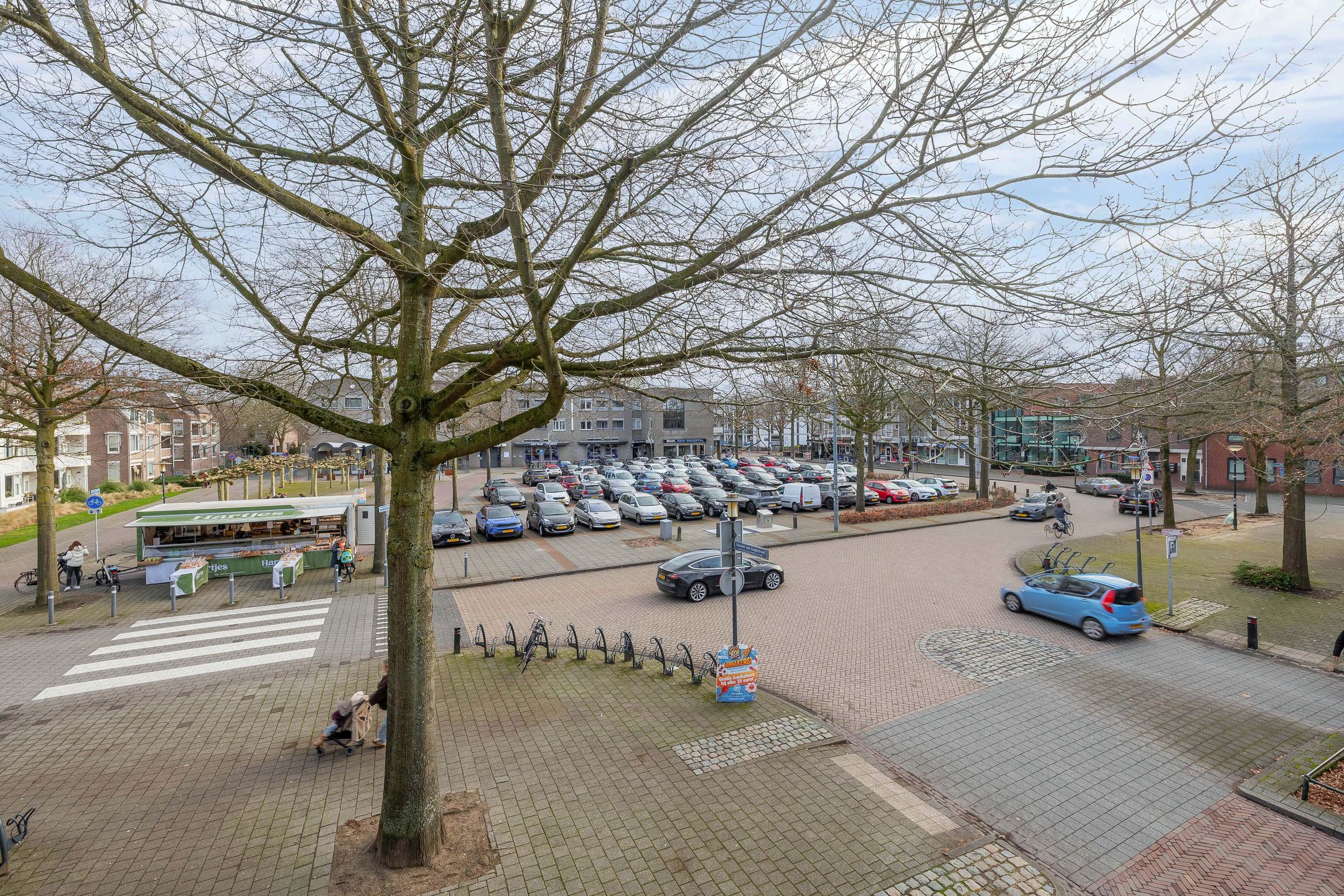 Photo 30 of Vincent van Goghstraat 39