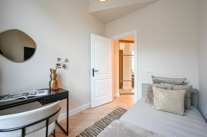 Photo 14 of Renbaanstraat 93