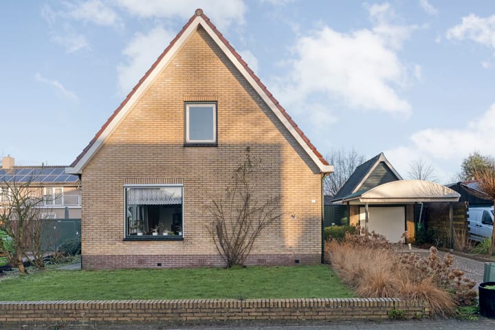 Photo 3 of Burgerzinstraat 1