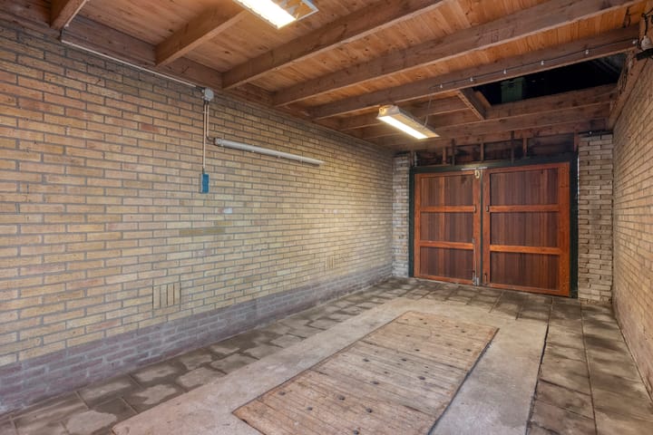 Foto 30 van Burgerzinstraat 1