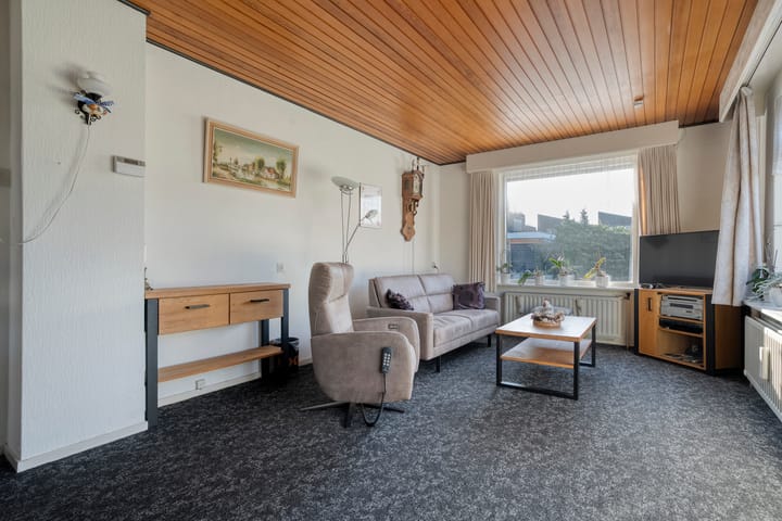 Foto 12 van Burgerzinstraat 1