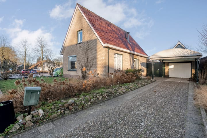 Foto 38 van Burgerzinstraat 1