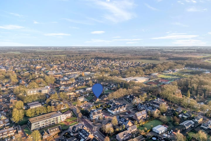 Foto 42 van Burgerzinstraat 1