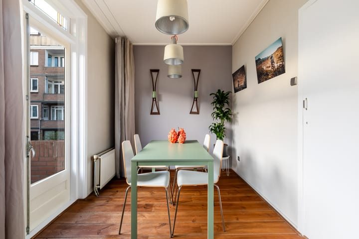 Photo 16 of Van Vlooswijkstraat 16-B