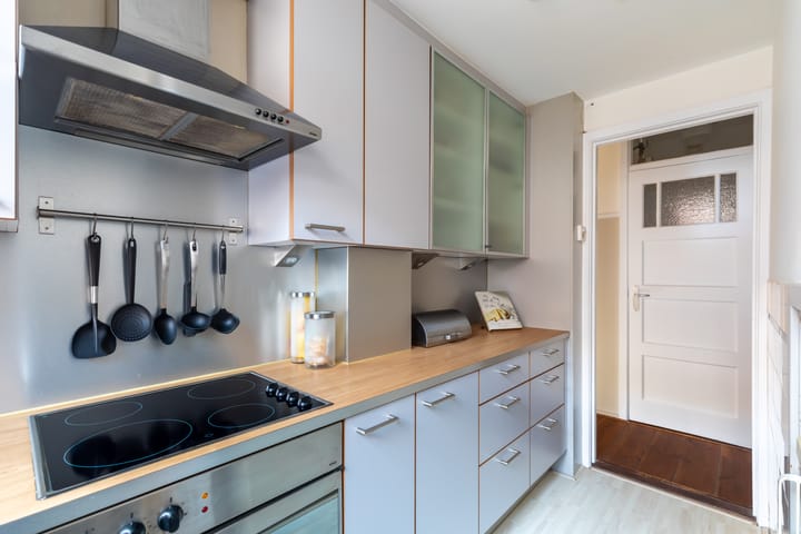 Photo 27 of Van Vlooswijkstraat 16-B