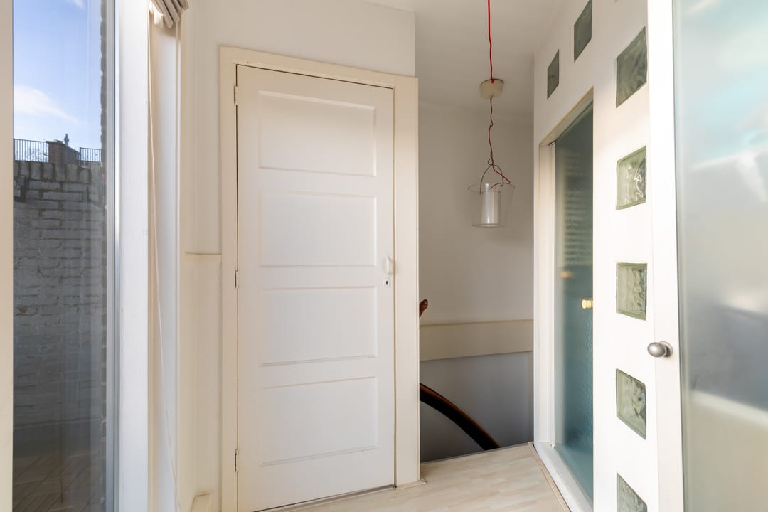 Foto 31 van Van Vlooswijkstraat 16-B