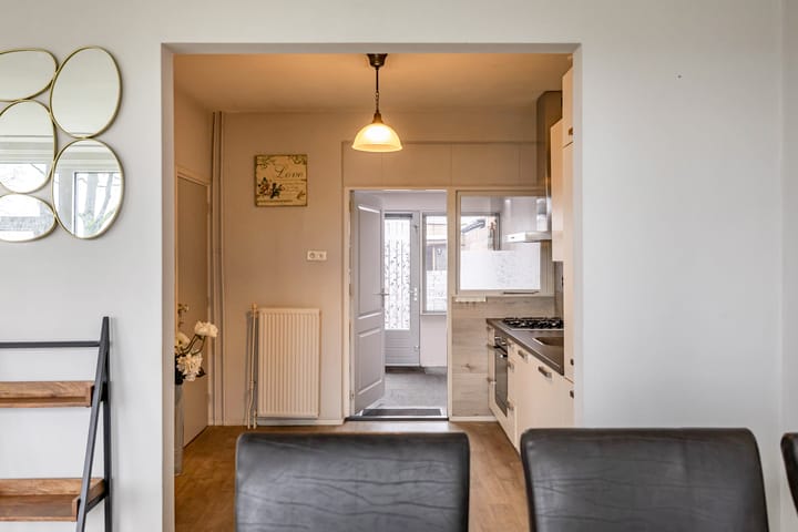 Photo 23 of Torenes 15