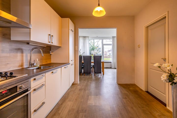 Photo 26 of Torenes 15