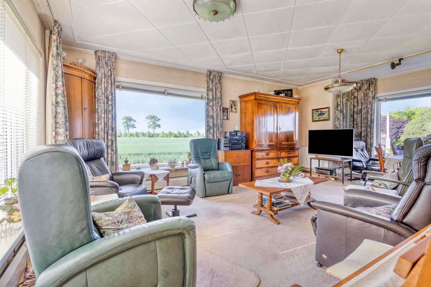 Photo 10 of Draaibrugseweg 8