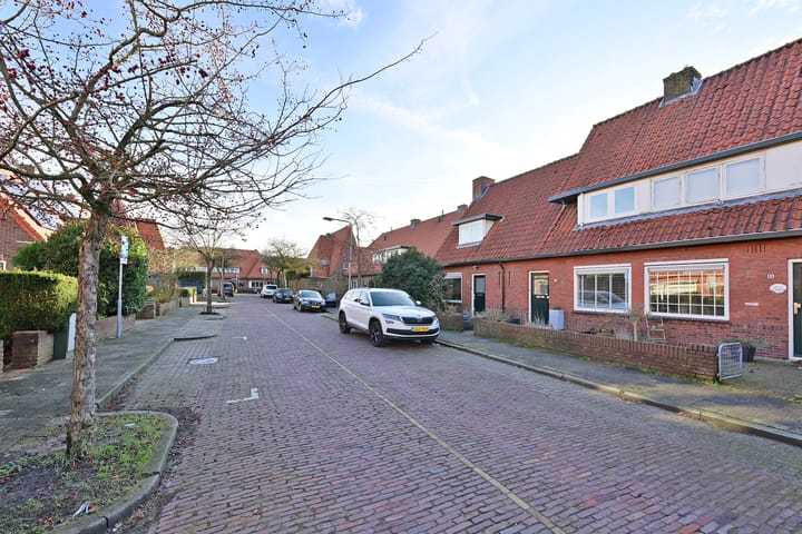 Foto 16 van Hendrik Smitstraat 13