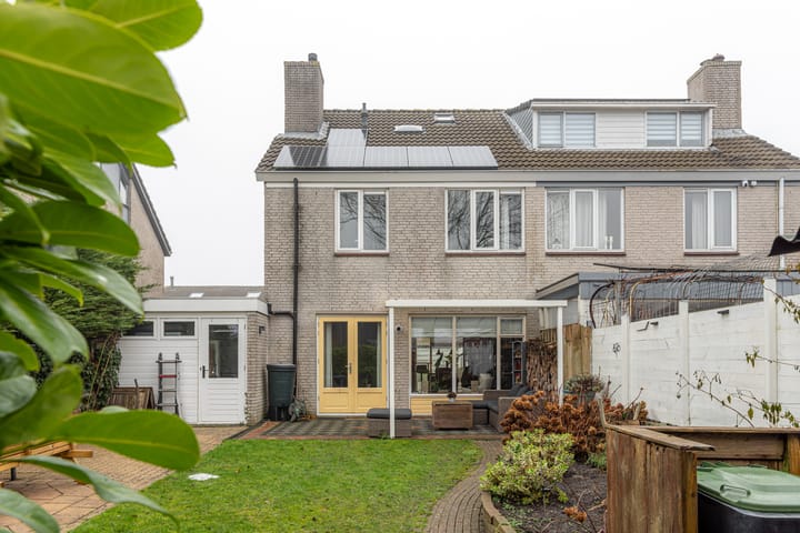 Foto 2 van A S Talmaplein 41